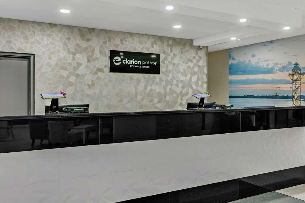 Clarion Pointe Near Erie Casino Hotel Interior photo